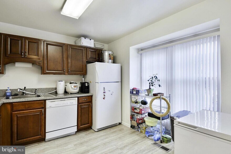 Building Photo - 4420 Chase Park Ct