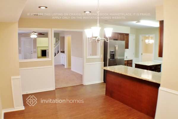 Building Photo - 2821 Piedra Dr
