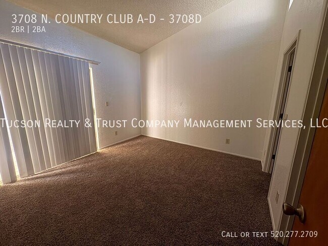 Building Photo - 3708 N Country Club Rd