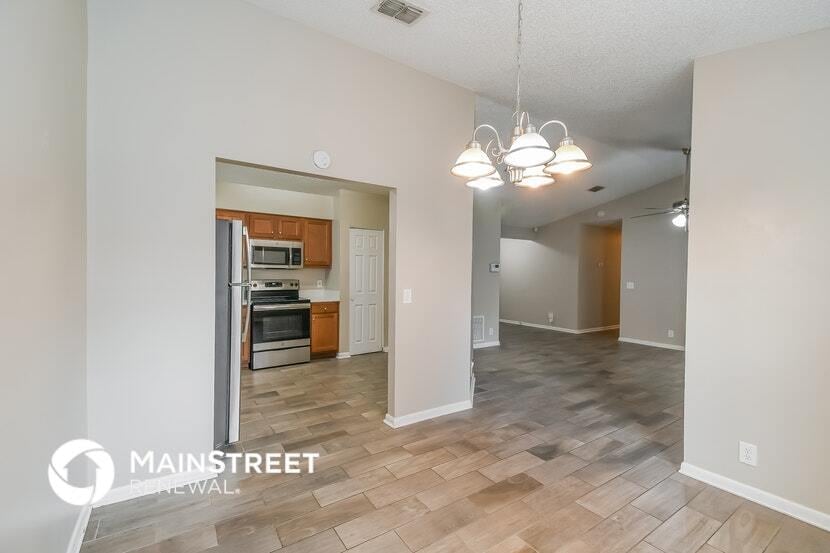 Building Photo - 10838 Naples Ct S