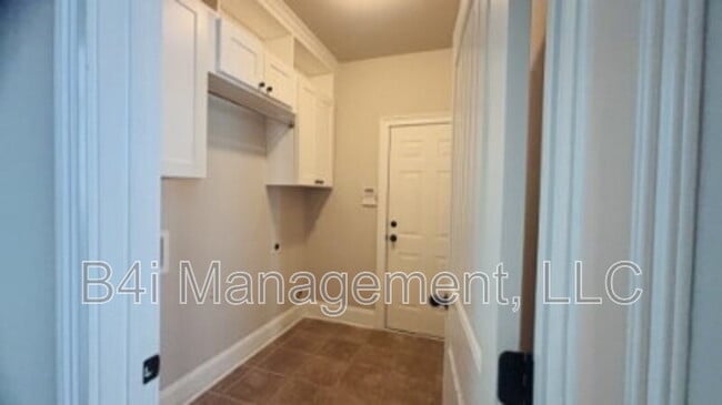 Building Photo - 3025 Bridgehaven Ct