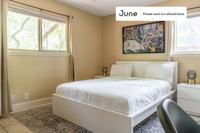 Building Photo - 9104 Quail Creek Dr