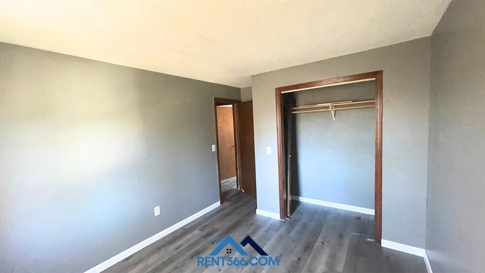 Building Photo - 65 Wisteria St