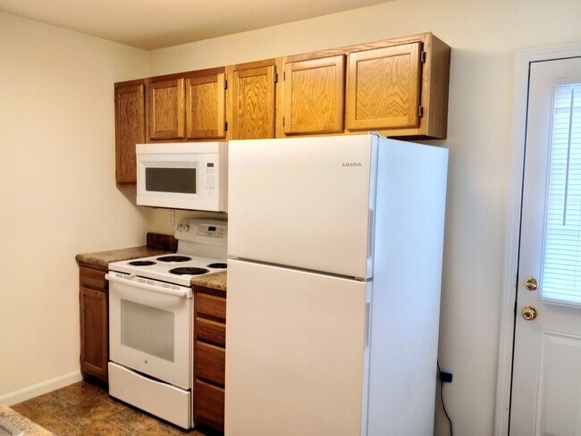 Building Photo - 3501-3503-3503 La Mesa Dr