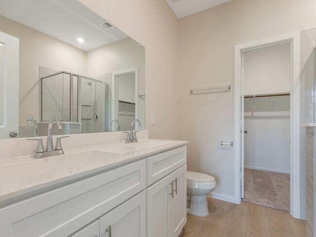 Building Photo - 15881 Blass Vly Dr