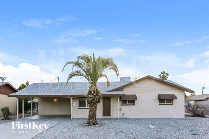 Primary Photo - 1321 S Beck Ave