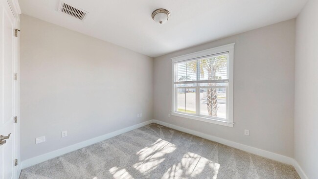 Building Photo - 230 Bayou Edge Landing