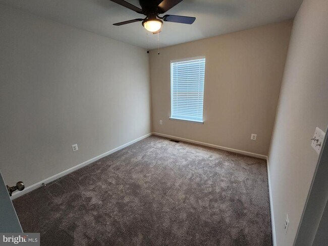 Building Photo - 152 Telluride Wy