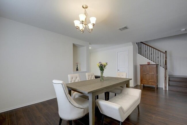 Building Photo - 900 Oatmeal Drive