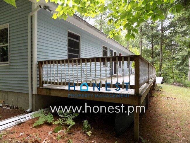 Building Photo - 43 Sunset Dr