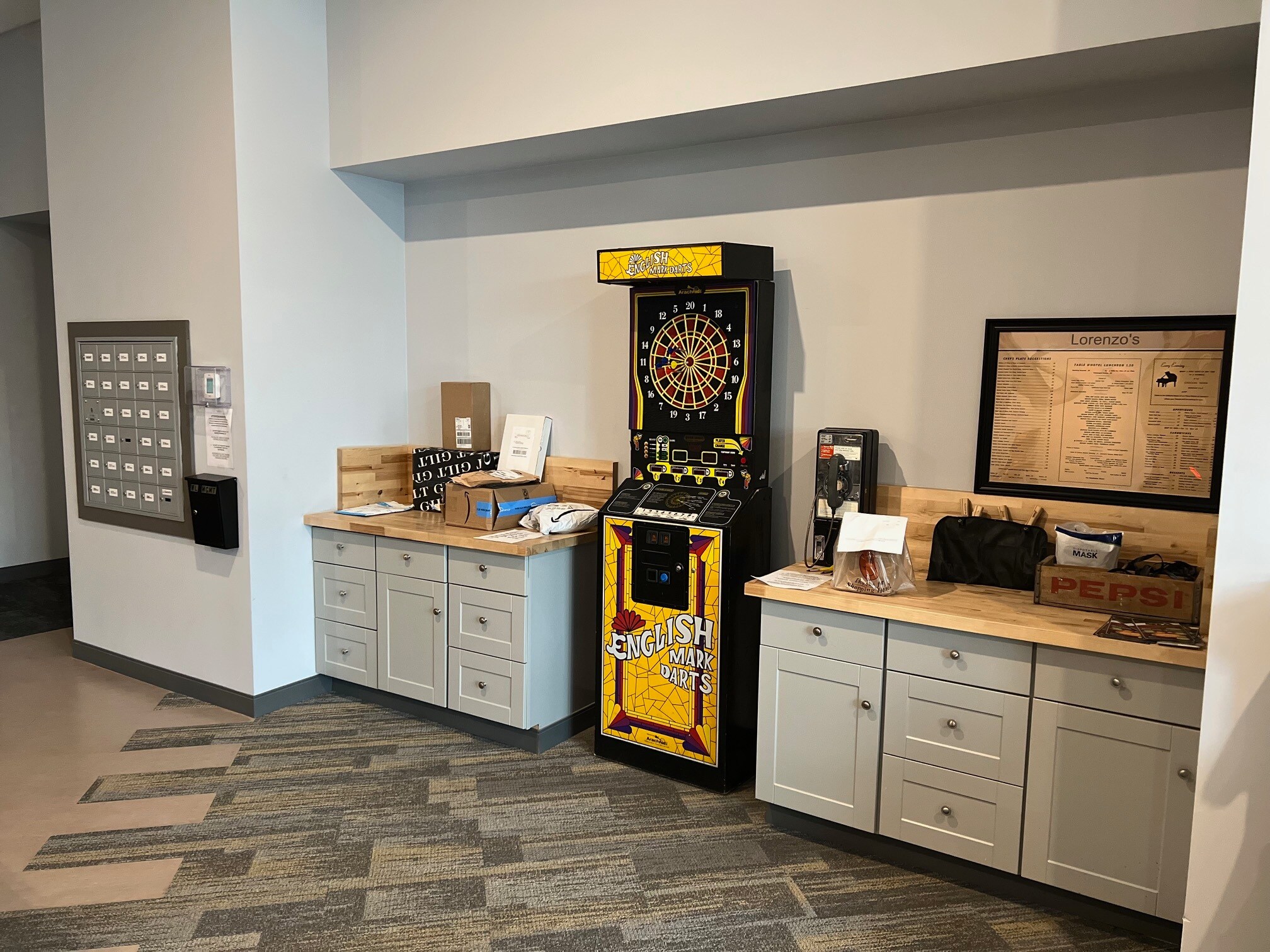 Building Photo - 480 S Salina St