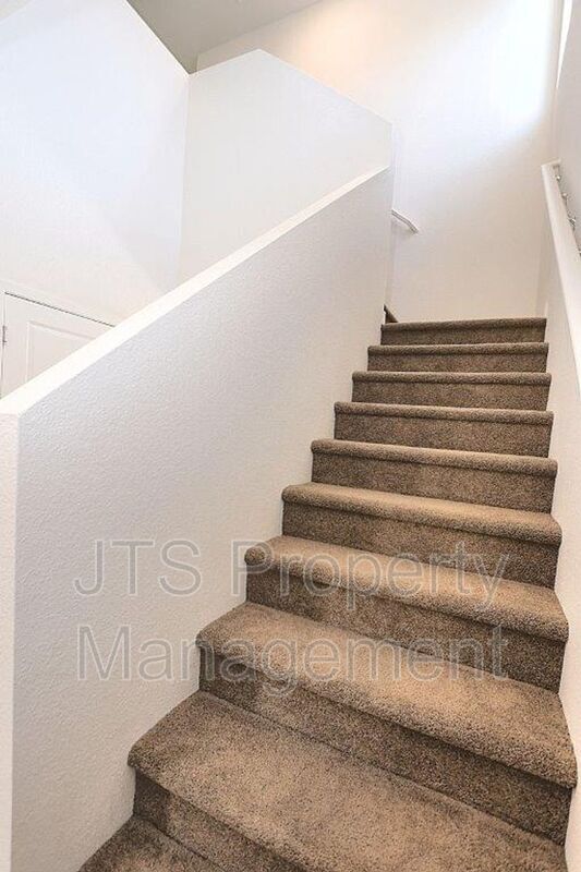 Building Photo - 716 Franklin St