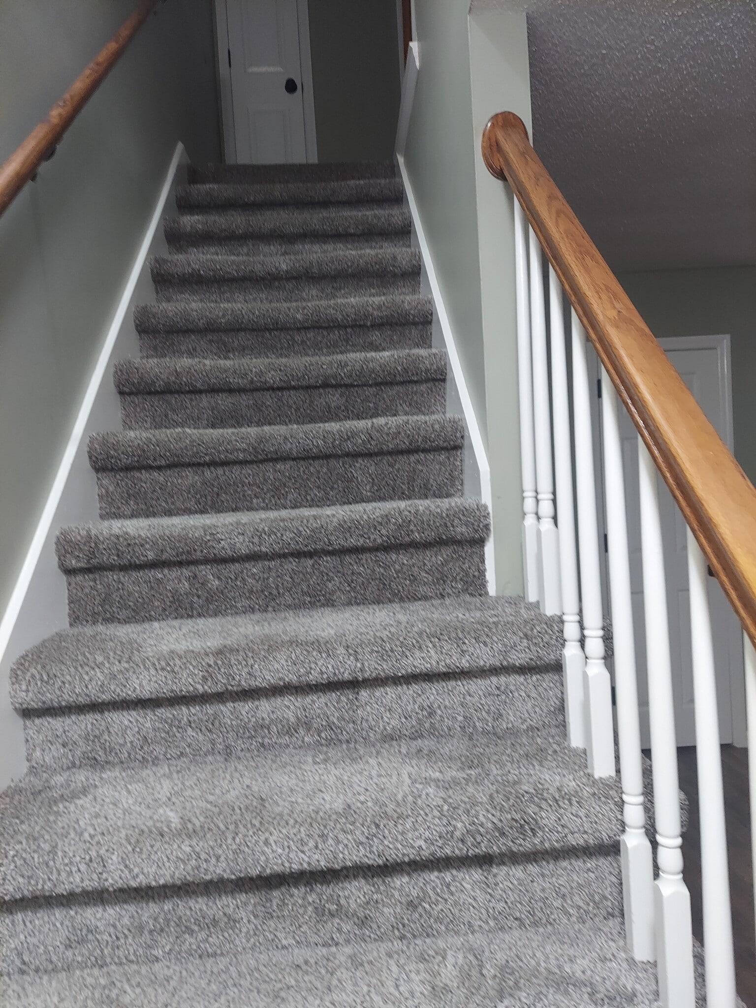 Stairway - 120 Eveningside Dr