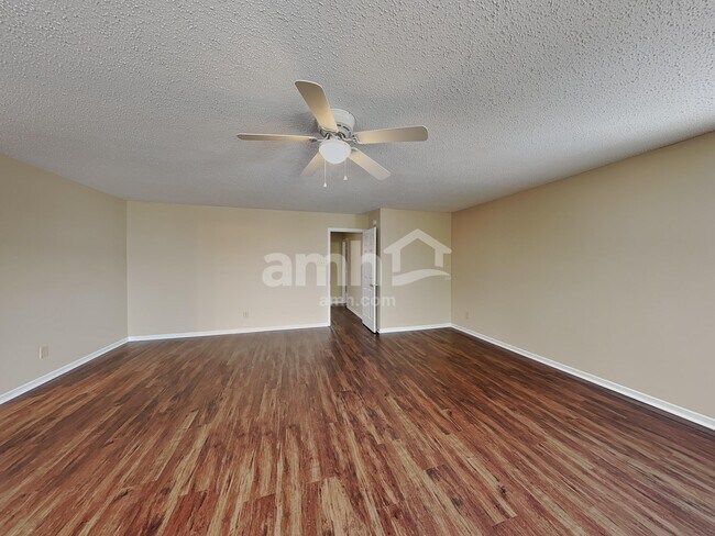 Building Photo - 5537 Floating Leaf Dr