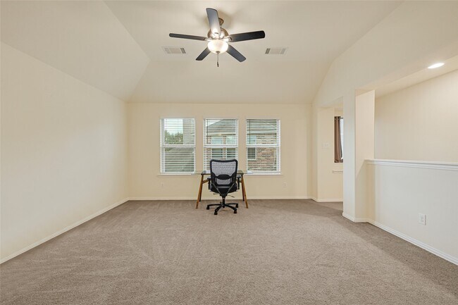 Building Photo - 6156 Flint Ct