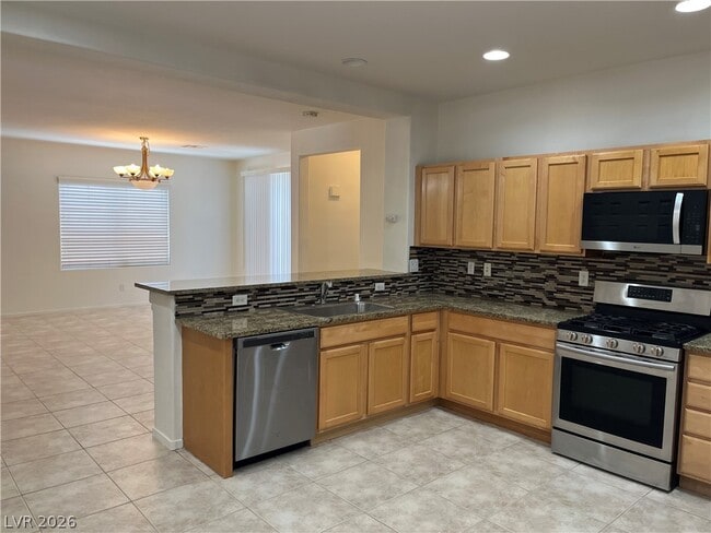 Building Photo - 10922 Moonbeam Glow Ln