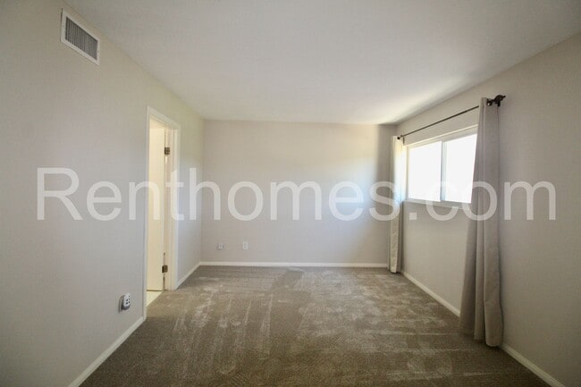 Building Photo - 12235 Wilsey Way