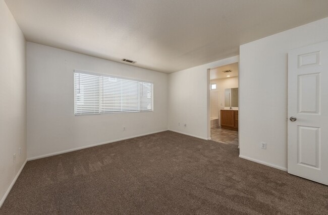 Building Photo - Two Story in Yucaipa