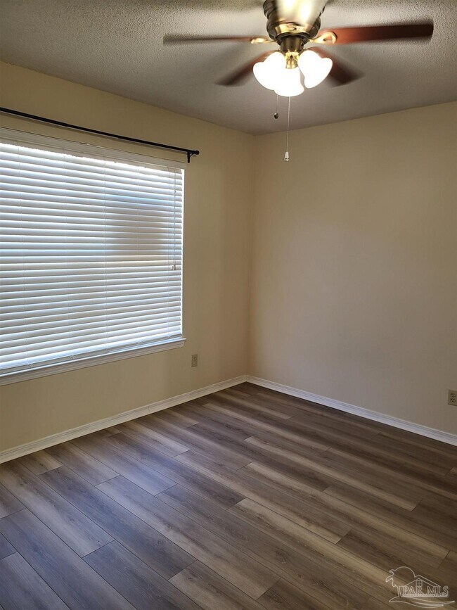 Building Photo - 501 E Burgess Rd