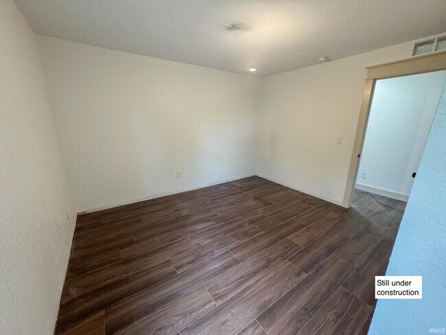 Building Photo - 1122 S Fess Ave