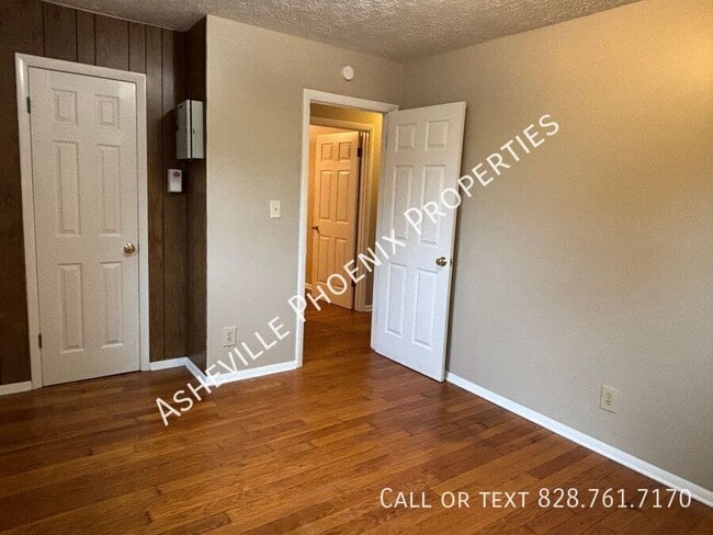 Building Photo - 509 Wilson Ave