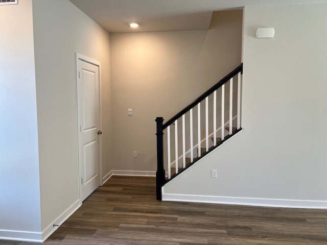 Building Photo - 7402 Calm Retreat Blvd