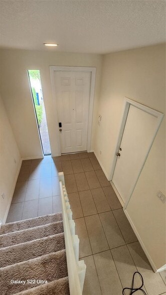 Building Photo - 3364 NW 10th Ave