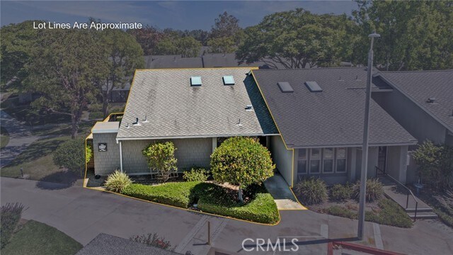 Building Photo - 8933 Yolo Cir