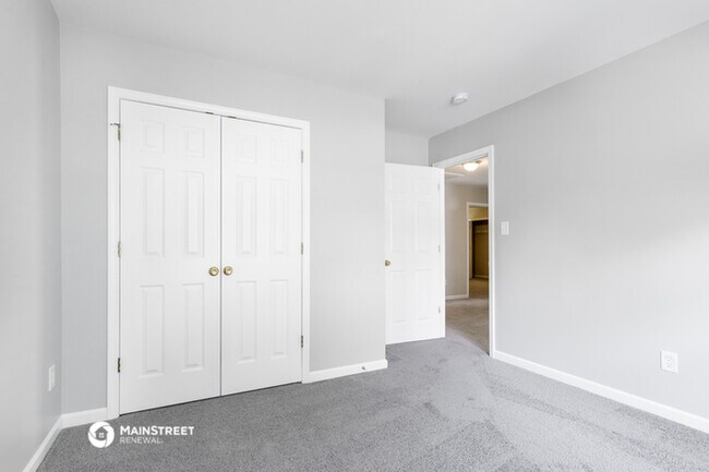 Building Photo - 10846 Elm Bend Dr