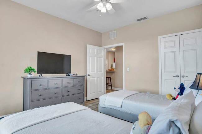 Building Photo - 3176 Feltrim Pl