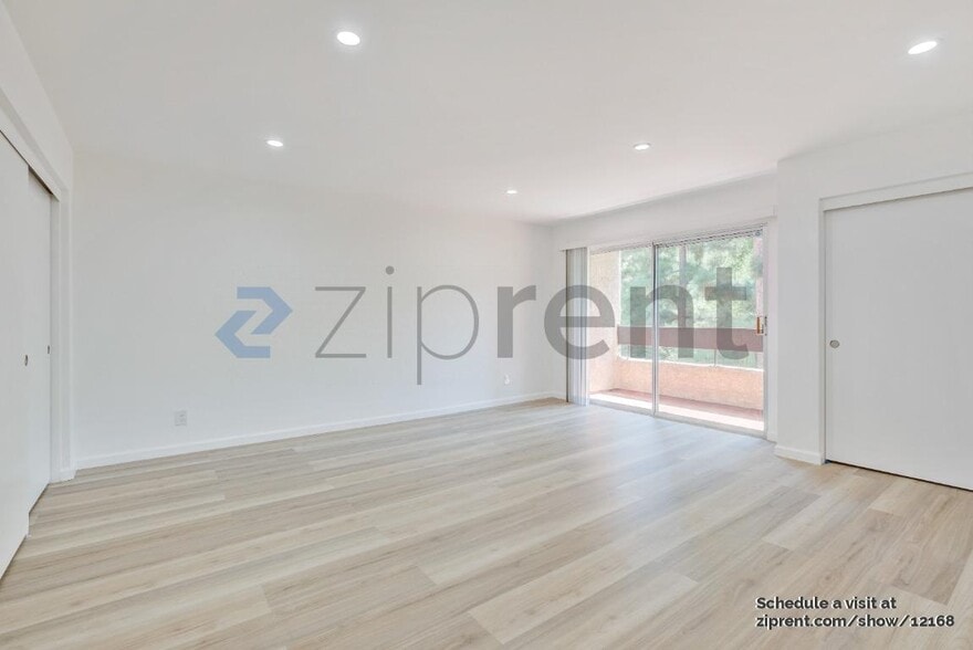 Building Photo - 2700 Cahuenga Blvd E