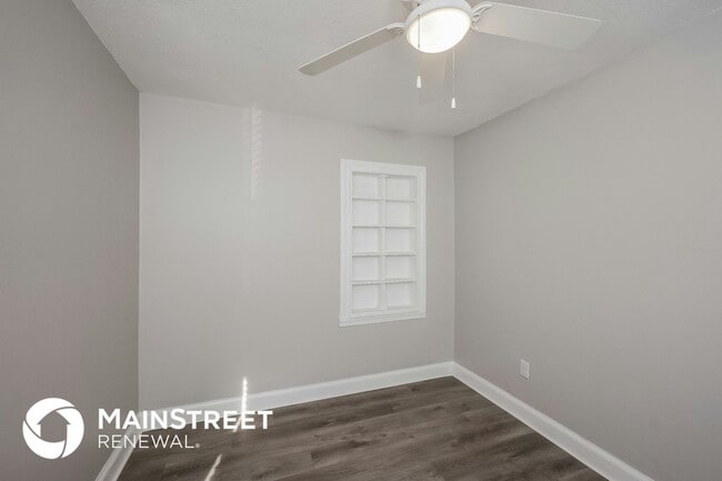 Building Photo - 503 Inverness Ave