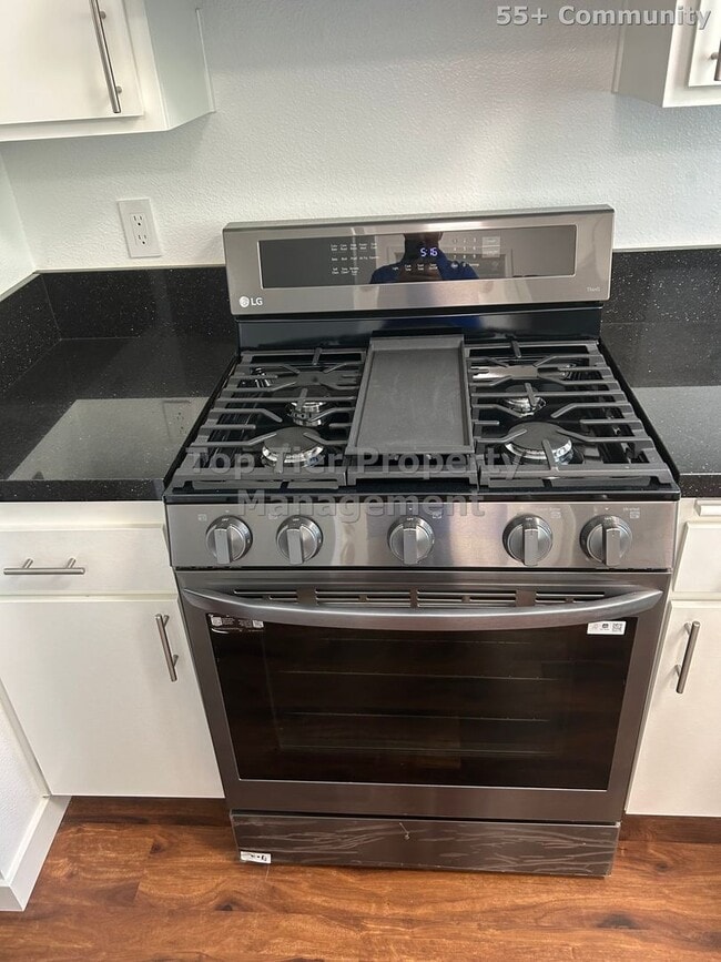 Building Photo - ***REMODELED Peacock Hills Community of Oceanside - 2 bed / 2 bath House*** 55+ ONLY