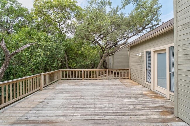 Building Photo - 6507 Cat Creek Trail