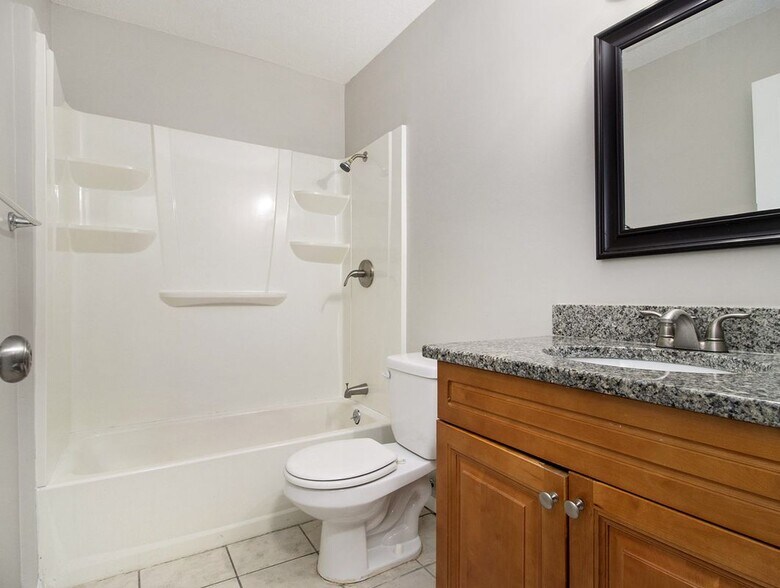 Building Photo - 3599 Woodbriar Cir