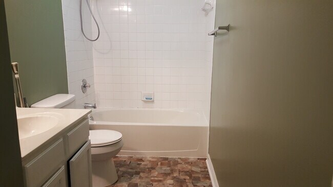 Building Photo - Beautiful 3-Bedroom, 2-Bath Townhome in Edgewood, MD