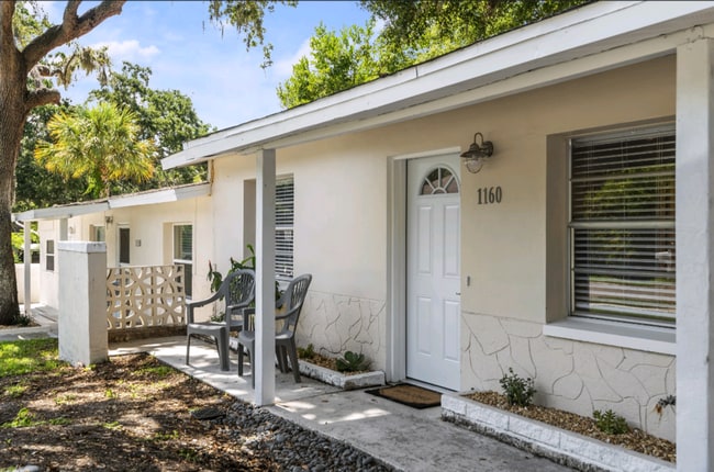 Building Photo - 1158 7th St S