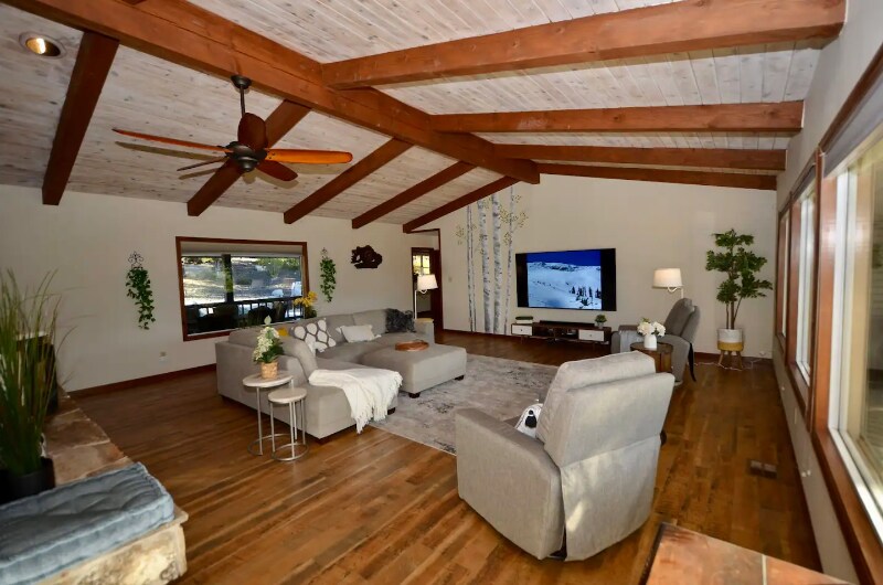 Building Photo - 2477 S Lompa Ln