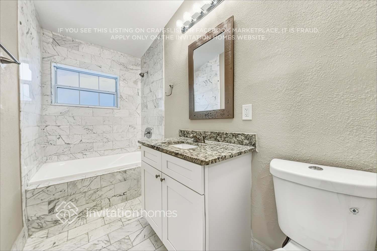 Building Photo - 3621 Sutton Dr