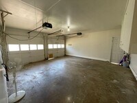Building Photo - 7 Minutes to Barksdale AFB