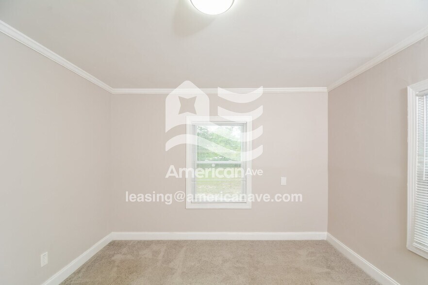 Building Photo - 112 Kensington Cir