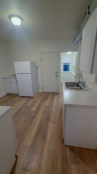 Building Photo - 176 W Delavan Ave