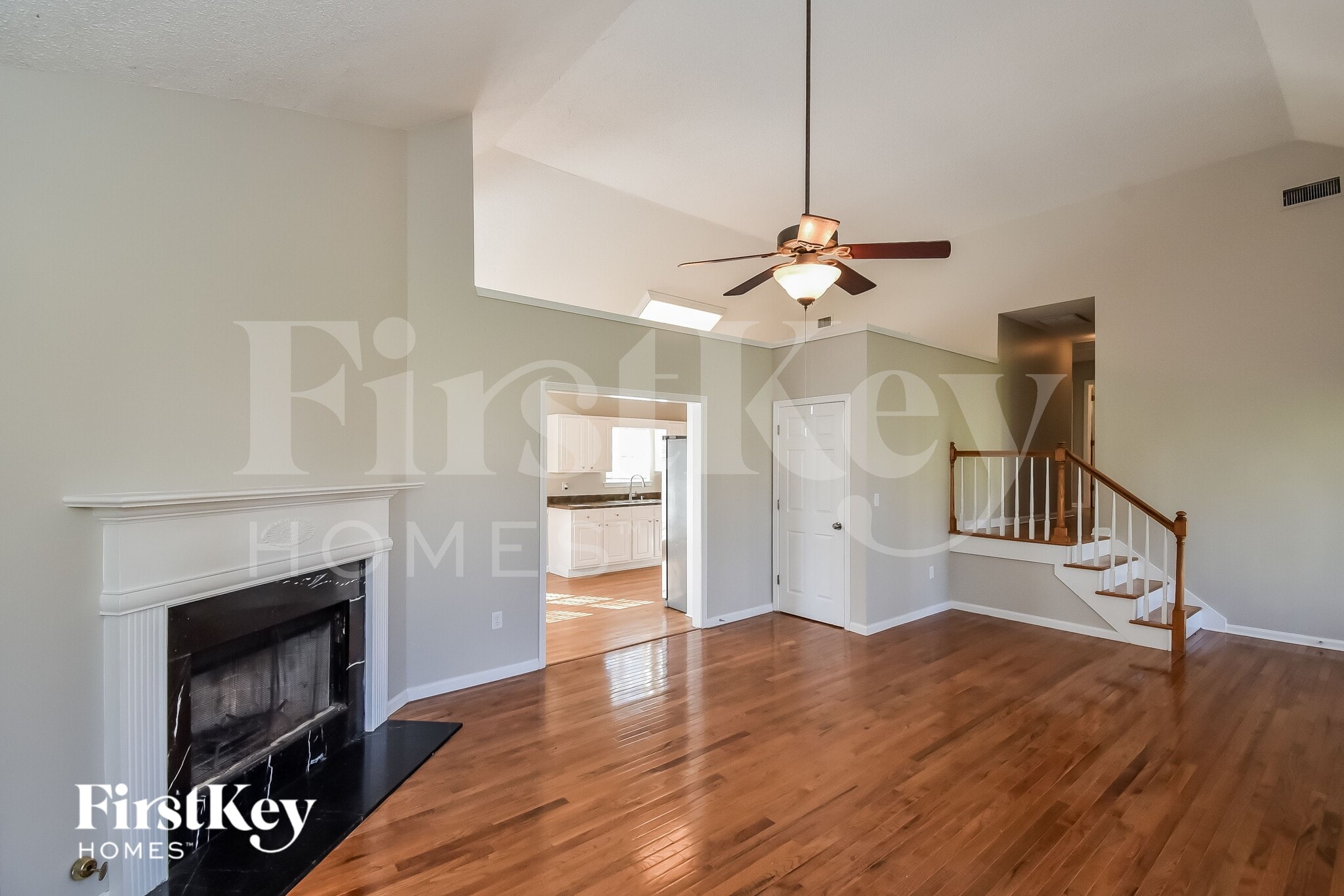 Building Photo - 622 Skyline Dr