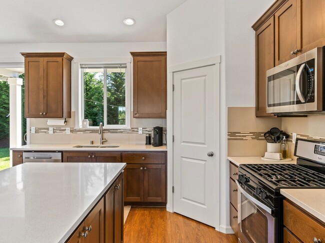 Building Photo - Stylish 3bd 2ba Home in Jackie's Landing n...