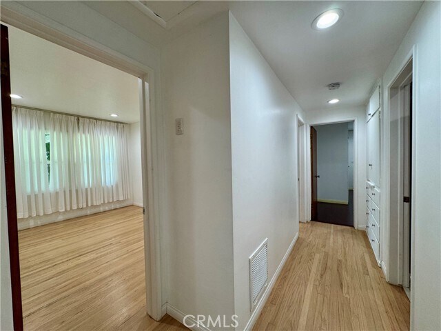 Building Photo - 3030 San Juan Dr