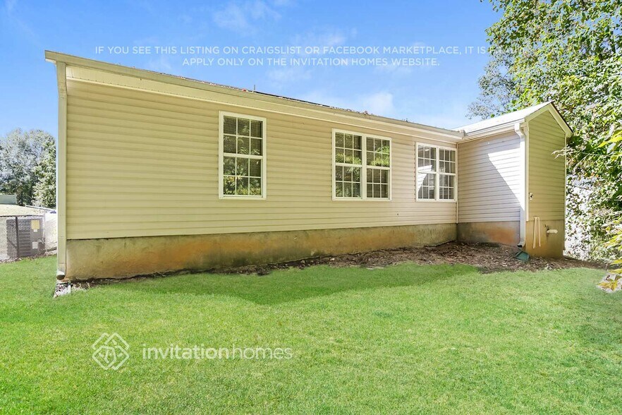 Building Photo - 260 Dreamland Cir