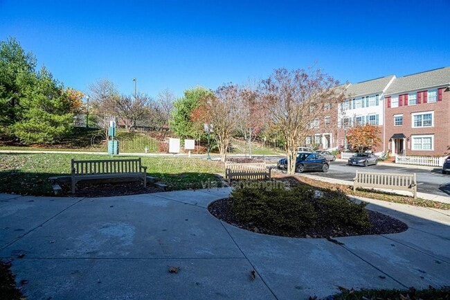 Building Photo - 23515 Forest Haven Way