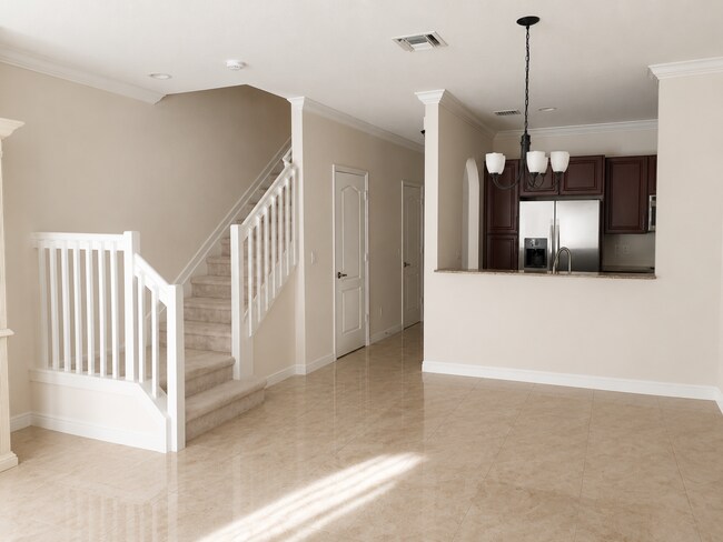 Building Photo - "Charming 3-Bed Oasis with 2.5 Baths in Lakeworth - Lakeview – Spacious 1622 Sq. Ft. Gem!"
