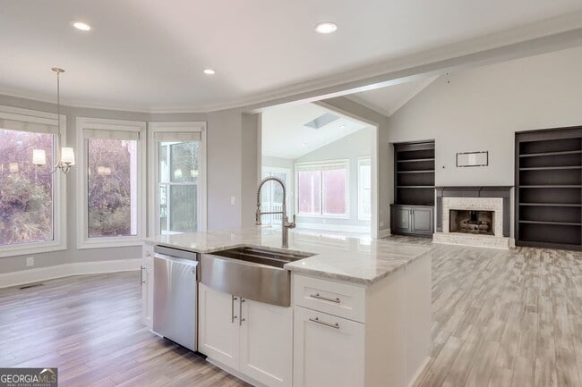 Building Photo - 1440 Chattahoochee Run Dr