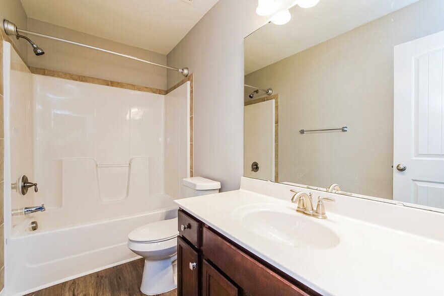 Building Photo - 508 McCarthy Dr